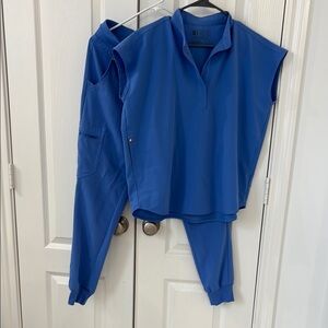 Figs Ceil Blue size XS Rafaela and S Jogger set